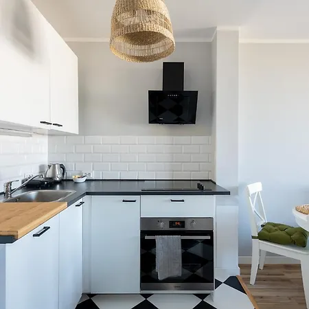 Maklakiewicza 17 - 700m Od Szpitala Mswia - 4km Do Lotniska Chopina - Maly Balkon - Piekny Widok Na Centrum Warszawy * 바르샤바